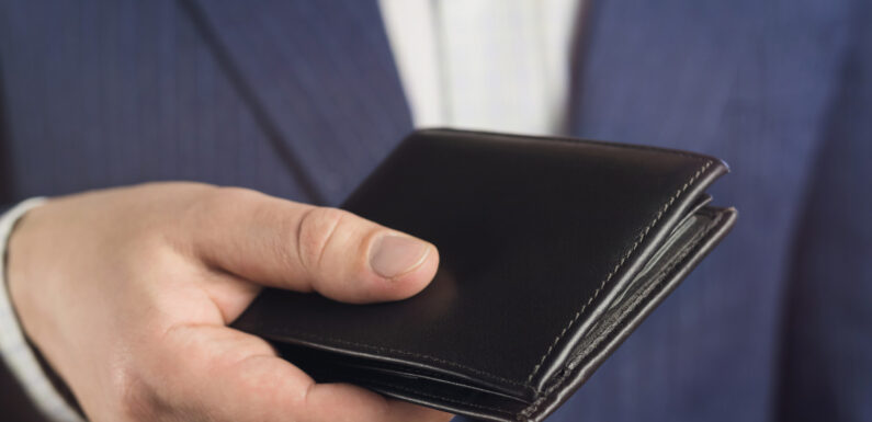 Jak wybrać eleganckie portfele skórzane?