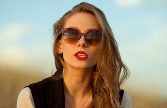 Jak wybrać okulary przeciwsłoneczne damskie? Trendy 2026!